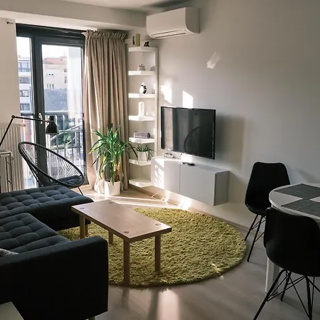 Apartment New Opposite To Presidential Palace