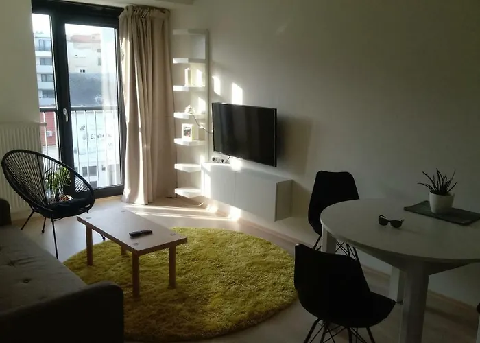 Appartement New Opposite To Presidential Palace *